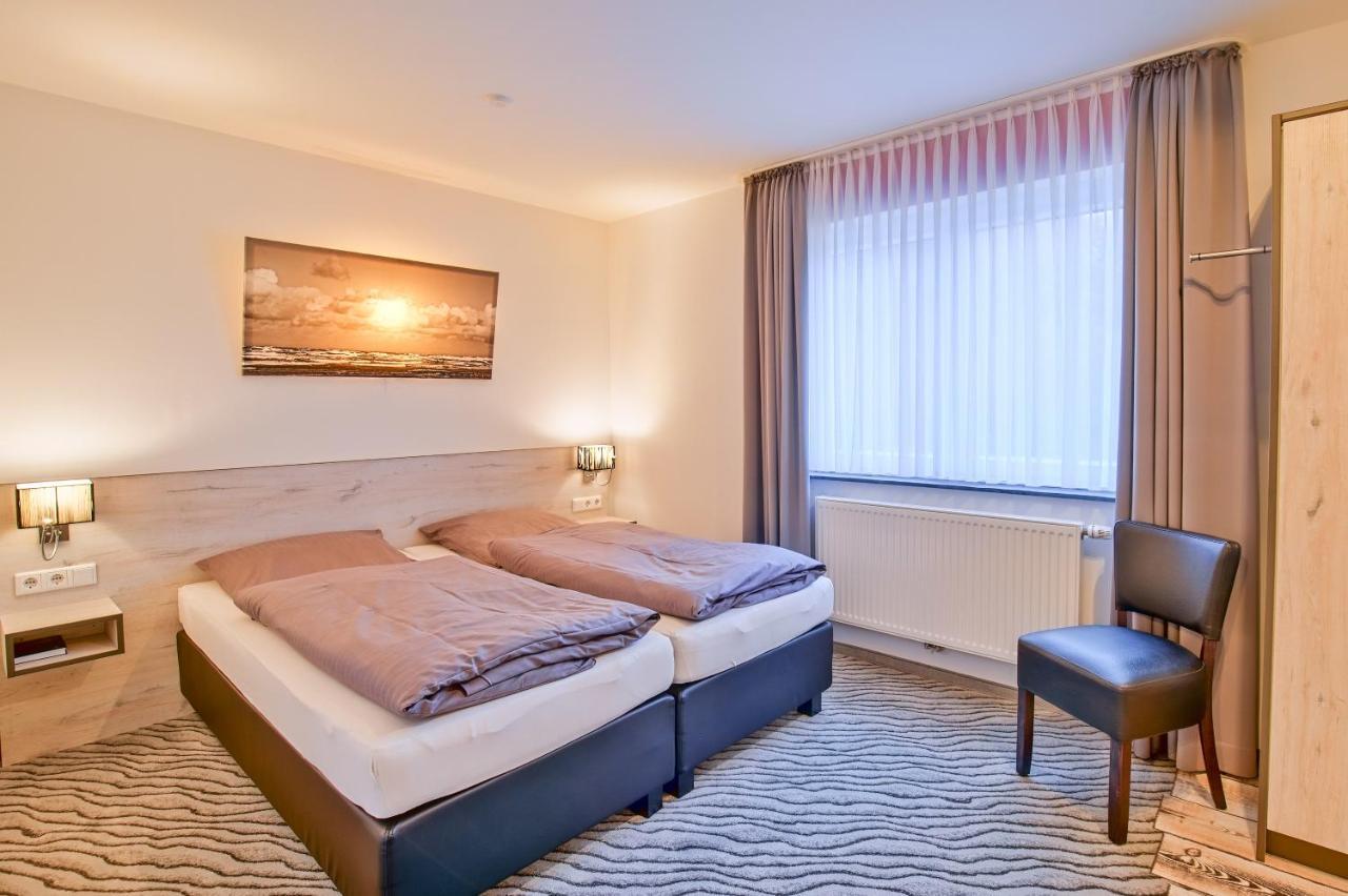 Hotel Im Schuetzenhof, Йевер Экстерьер фото